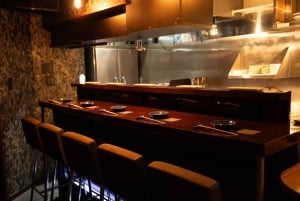 Onbeperkt sake proeven met sushi omakase-proeverij in Tokio