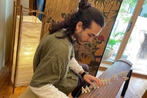 Visita la casa locale per la musica e la cerimonia del tè vicino a Disney