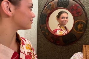 Visita la casa locale per la musica e la cerimonia del tè vicino a Disney