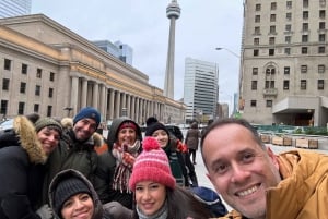 Centro de Toronto: Experiencia de tour a pie. Inglés/Español