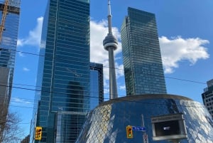Centro de Toronto: Experiencia de tour a pie. Inglés/Español