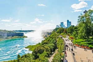 From Toronto: Customizable Guided Day Trip to Niagara Falls