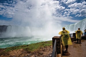 Toronto: Bustour naar Niagara Falls met Maple Tasting en NOTL