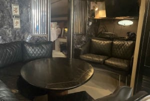 Ylellinen 40ft Yacht Charter