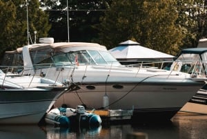 Ylellinen 40ft Yacht Charter