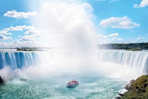 Niagara Falls: Early Access Boat & Journey Behind the Falls