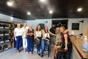 Niagara Falls, Canada: Full-Day Private Winery Tour