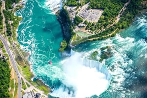 Niagara Falls Day Trip with Cruise from Toronto Metropolitan