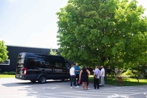 Niagaran putoukset: opastettu viinitilakierros, maistajaiset ja nouto