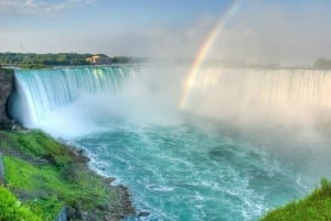 Toronto: Niagara Falls Tour mit Boot, Hinter den Fällen & Turm