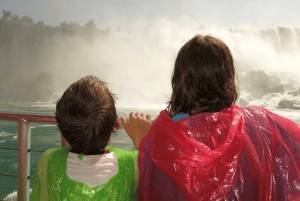 Omvisning i Niagarafallene med Skip the Line-cruise og lønnesmaking