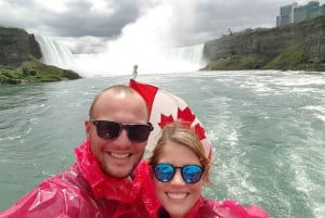 Omvisning i Niagarafallene med Skip the Line-cruise og lønnesmaking