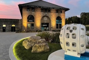 Niagaran putoukset: Tunnel Experience at Night & Power Station