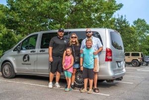 Niagara Falls: USA- og Canada-tur med bådtur + frokost