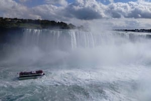 ¡Tour guiado semiprivado en coche por las Cataratas del Niágara y más!