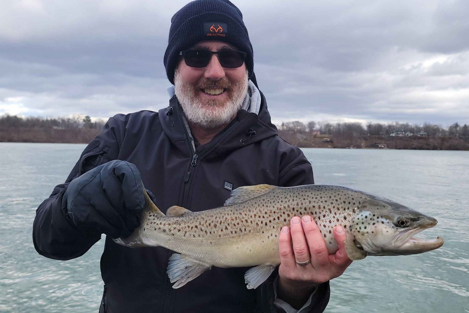 Niagara-joen kalastus charter Lewistonissa New Yorkissa