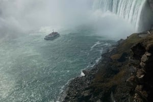 Niagara: VIP Casino Tour with Private Driver From Toronto