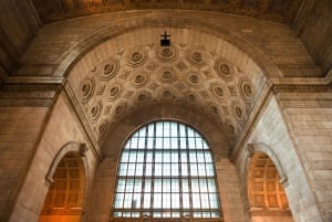 Toronto: 2-Hour Downtown Walking Tour