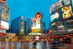 Toronto City 1-Day Sightseeing Group Tour