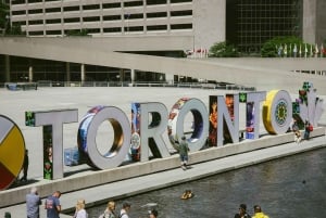 Toronto City 1-Day Sightseeing Group Tour