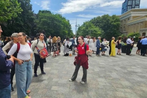 Toronto Discovery District Highlights Tour | 2-Hour