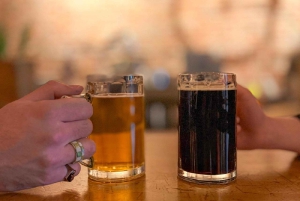 Toronto: Distillery District öl- och ostprovning