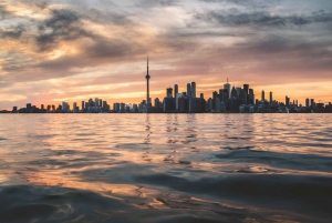 Waar de geschiedenis het heden ontmoet: Een wandeltour door Toronto