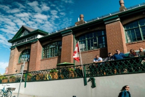 Byvandring i Toronto med tårn og havnekrydstogt