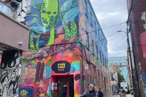 Toronto: E-Scooter City Highlights Tour | 3-Hour