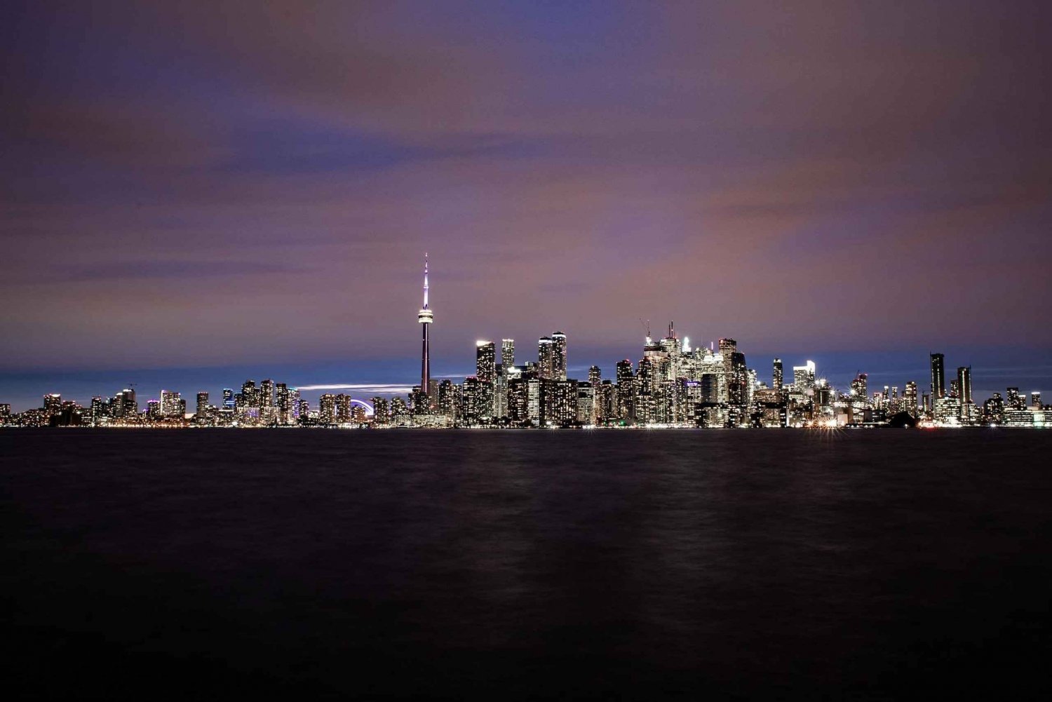 Toronto: Abendliche Bootstour zu den wahren Geschichten des Torontoer Hafens