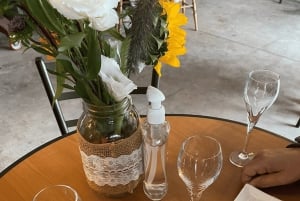 Toronto: Exclusive Private Wine Tour Experience