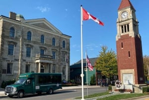 Toronto: Falls Day Tour with Boat Cruise & Niagara-the-Lake