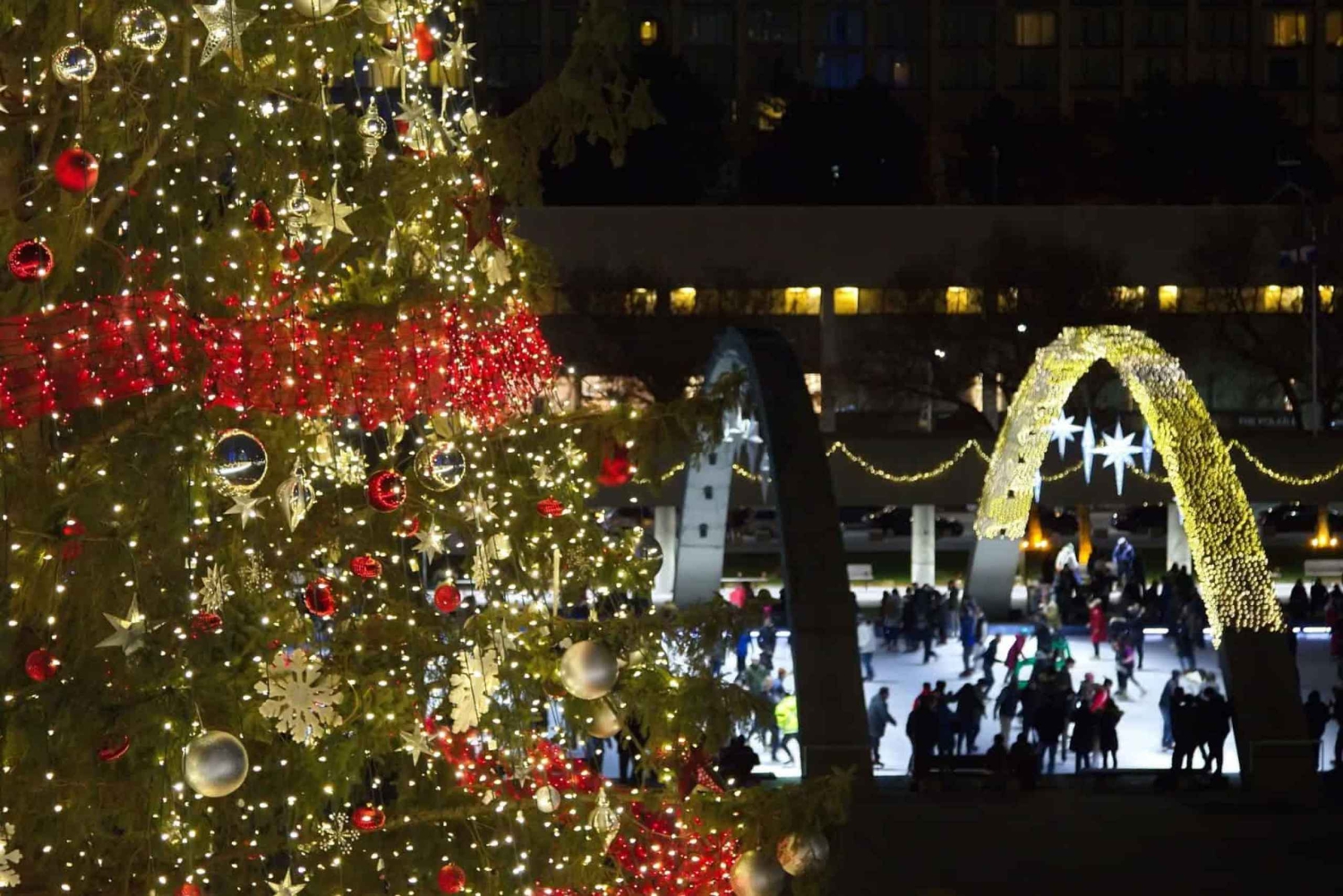 Toronto: Geführte Stadtführung Festive Lights Bus Tour