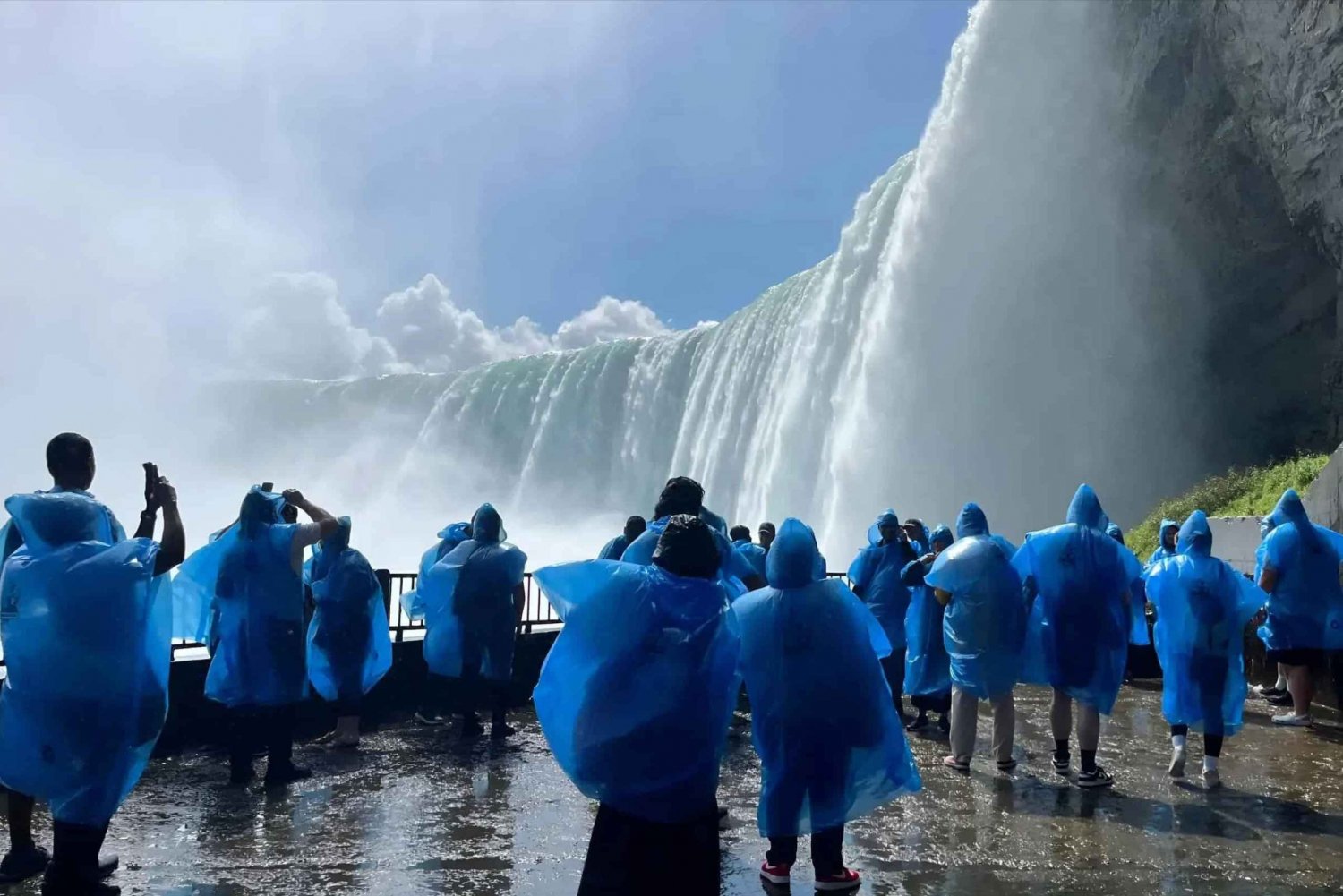 Toronto: Niagara Falls, Boat Ride & Journey Behind the Falls