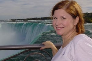 Toronto: Treasures of Niagara Falls Small Group Tour w/Boat