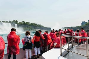 Toronto: Cataratas do Niágara com adega, cruzeiro opcional e almoço