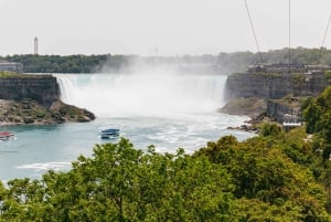 Toronto: Cataratas do Niágara com adega, cruzeiro opcional e almoço