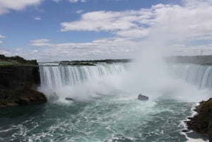Toronto: Excursão de um dia às Cataratas do Niágara com opção de barco