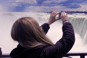 Toronto: Excursão de um dia às Cataratas do Niágara com opção de barco