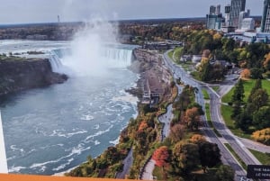 Toronto: tour en barco por la tarde a las cataratas del Niágara con cena y torre
