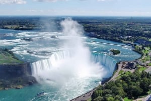 Toronto: całodniowa wycieczka z przewodnikiem do wodospadu Niagara i degustacja wina