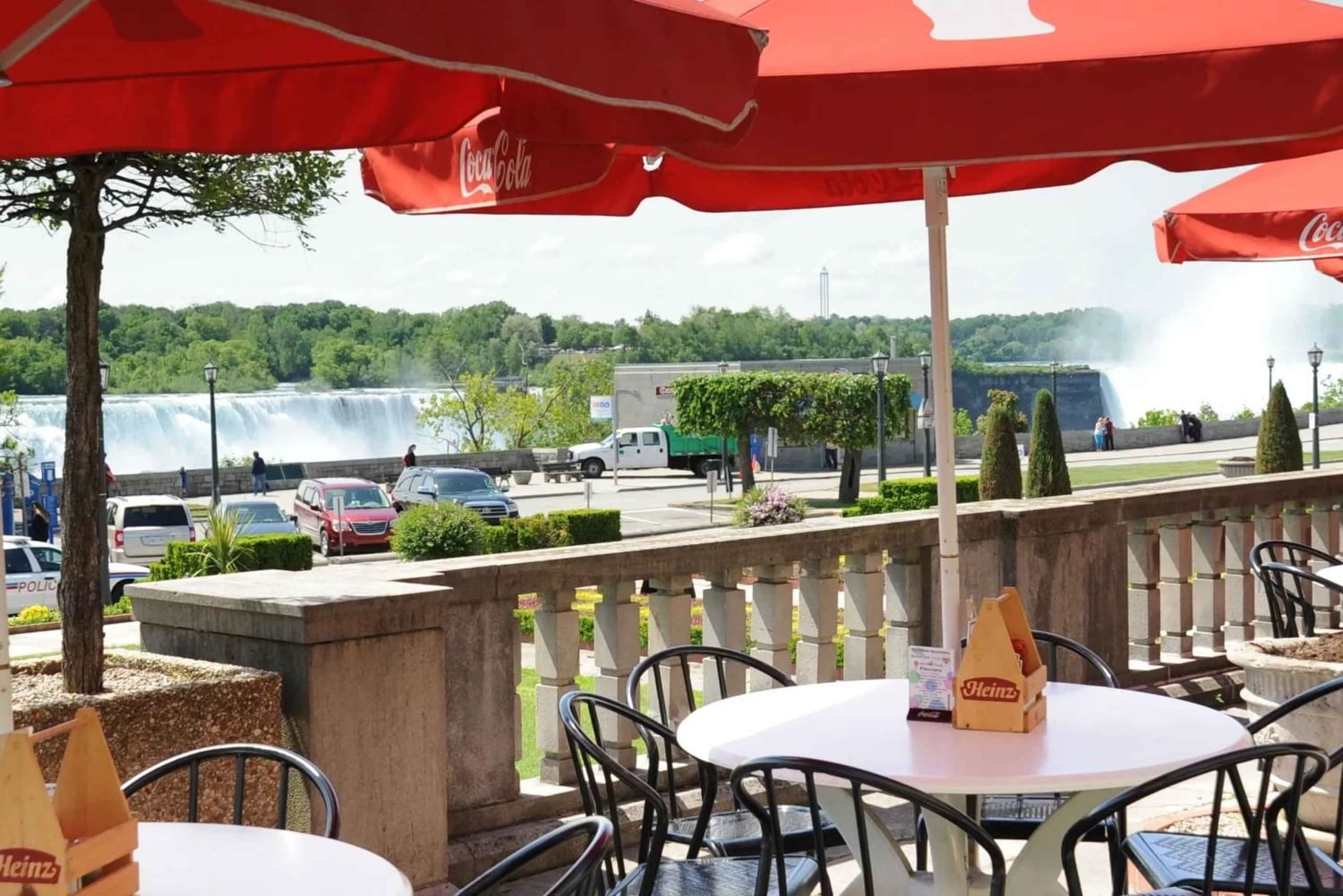 Toronto: Niagara Falls Tour with Boat and Lunch