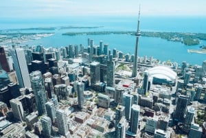Toronto: Pearson Airport YYZ Private Transfer to Toronto