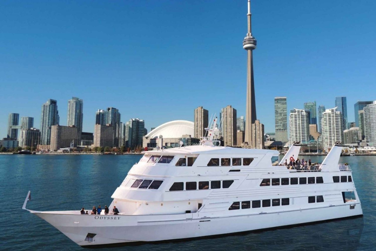 Toronto: Premium Harbor Cruise with Lunch, Brunch, or Dinner