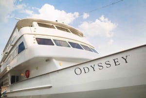 Toronto: Crucero Premium por el Puerto con Almuerzo, Brunch o Cena