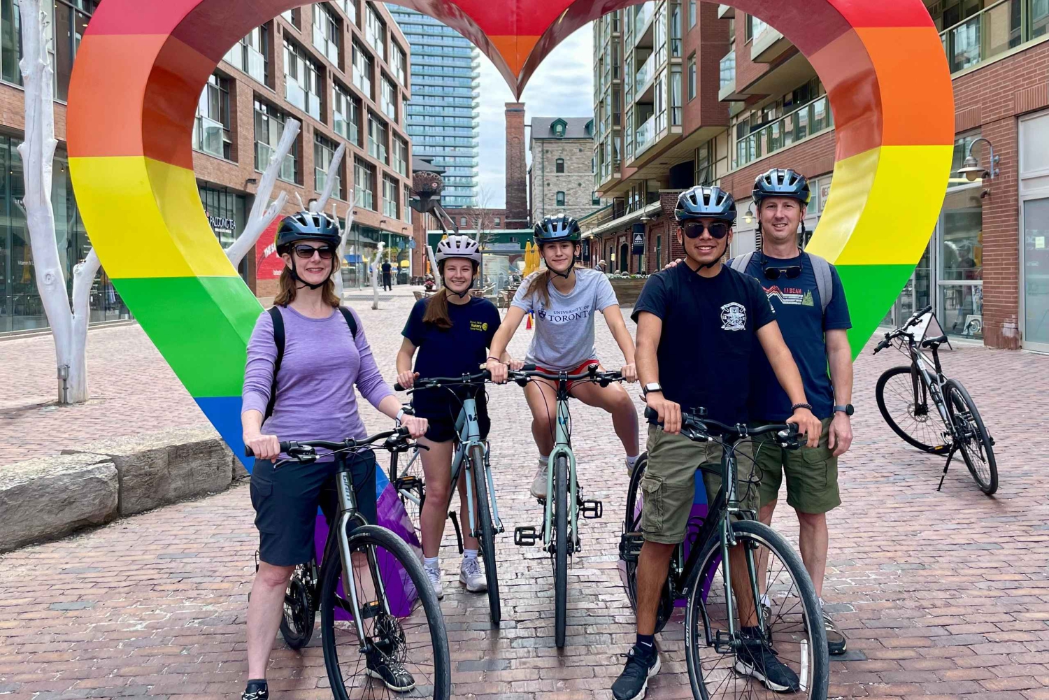 Toronto: Saturday Morning Market to Market Bicycle Tour