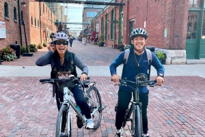 Toronto: Saturday Morning Market to Market Bicycle Tour