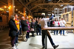 Toronto: Small-Group Niagara Wine Region Tour