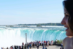 Toronto: Splendours of Niagara Falls Wycieczka w małej grupie z łodzią