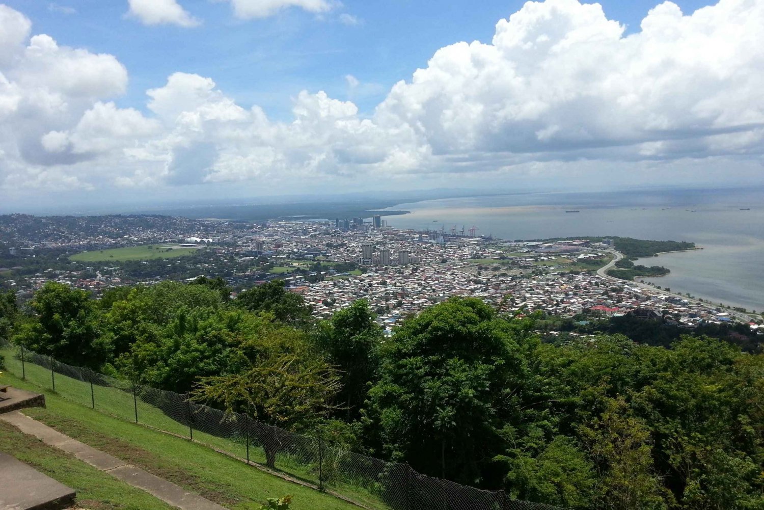 Port Of Spain: City tour
